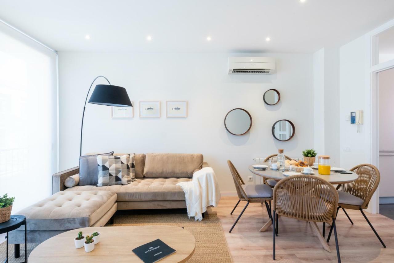 Petit Luxe Tobella Esquerra Apartment Terrassa Exterior photo